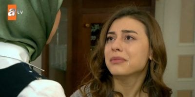 Beni Bırakma 37. Bölüm Özeti 27 Şubat Emre’nin Özrü