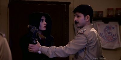 Sev Yeter 234. Bölüm Özeti 15 Mayıs Fragmanı Nidhi Suçüstü Yakalandı