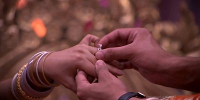 Sev Yeter 27 Mayıs Özeti 242. Bölüm Fragmanı Yüzükler Takıldı Adi ve Aliya Nişanlandı