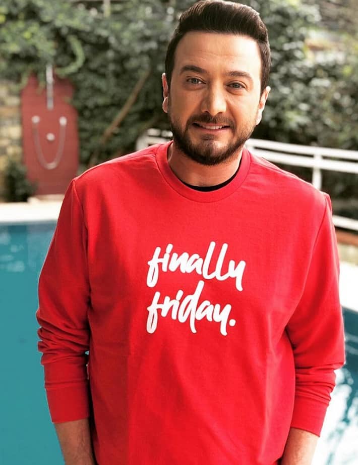 yemekteyiz sunucusu neden degisti onur buyuktopcu yemekteyiz den neden ayrildi dizi seti