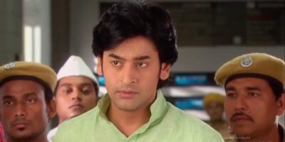 İkimizin Yerine 351. Bölüm Özeti 24 Ağustos Jagdiş Sançi’nin Şikayetiyle Tutuklanır