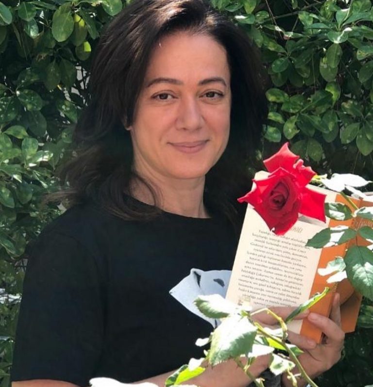 Annelik Suçu Oyuncuları Kadrosu ve Karakteri (Tüm Oyuncular) Dizi Seti