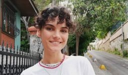 Nazlı Senem Ünal Kimdir? Menajerimi Ara Jülide Kim?