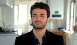 Üç Kız Kardeş Serdar Kimdir? Vural Şahanoğlu Nereli Kaç Yaşında