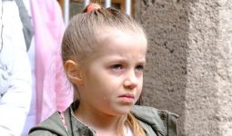 Gülümse Kaderine Defne Kimdir? Bade Arazlı Kimdir? Kaç Yaşında?