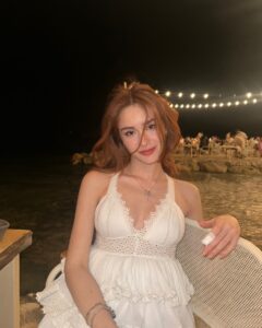 Kızılcık Şerbeti Oyuncuları Yeni Çimen