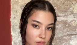 9 Oğuz Umay Kimdir? Esra Kılıç Kim?