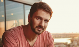 Yasak Elma Selim Kimdir? Emre Kızılırmak Kim?