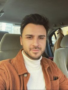 Başım Belada Dizisi Sefa Kimdir? Başım Belada dizisinde Sefa Biçer karakterine Burakhan Yılmaz hayat veriyor. Sefa hırsızlıkla suçlanmaktadır.