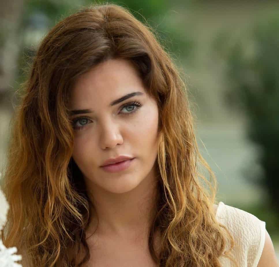 Şahane Hayatım Oyuncuları Şebnem