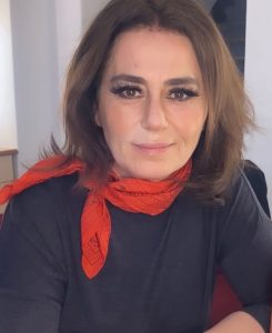 Annemin Solgun Çiçekleri Oyuncuları Münevver