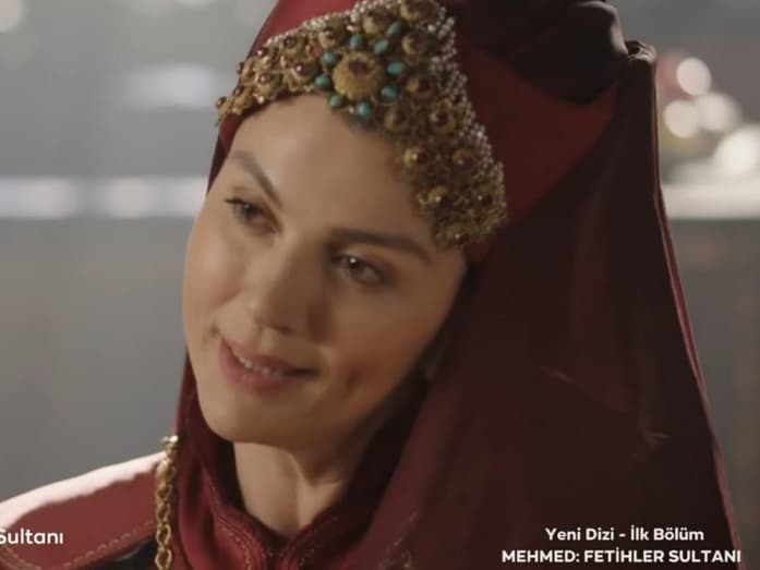 Açelya Akkoyun mehmed fetihler sultanı oyuncusu Hüma Hatun karakteri ile yer alacak