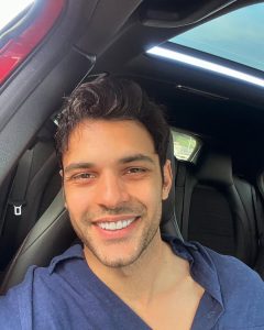 Leyla Oyuncuları Halil