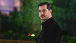 Uykusuz Adam Oyuncuları Çağatay Ulusoy