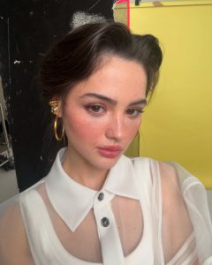 Sultana Filmi Oyuncuları ANna