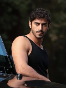 Arafta Oyuncuları Ateş