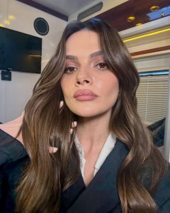 An İstanbul Story oyuncuları Duru