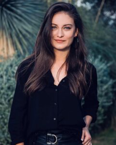 Haysiyet Oyuncuları Suzan