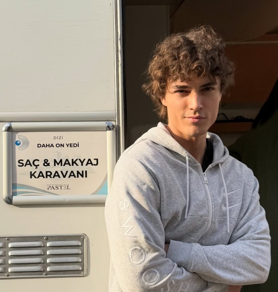 Daha 17 Evren Kimdir? Efe Musa Yurdagelen Kim? Sevgilisi