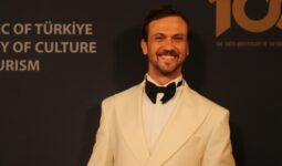 İyilik Öğretmeni Oyuncuları (Oyuncu Kadrosu ve Karakterleri)