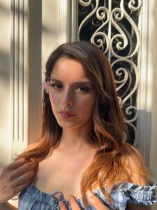 Tutsak Sevda Oyuncuları Hande