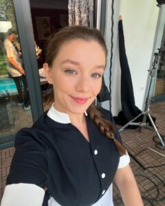 Kizilcik Serbeti Aysin Kac Yasinda