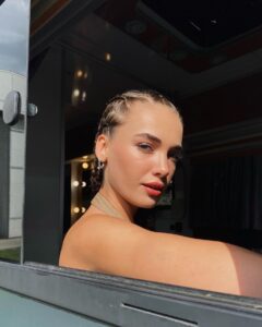 Sevdiğim Sensin Sinem Kimdir? Aytaç'ın Eski Sevgilisi Kim? 1 Sevdigim Sensin Sinem Kimdir
