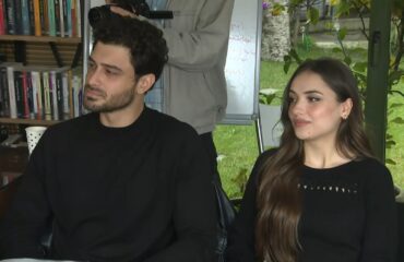 Menekşe Oyuncuları (Oyuncu Kadrosu ve Karakterleri)